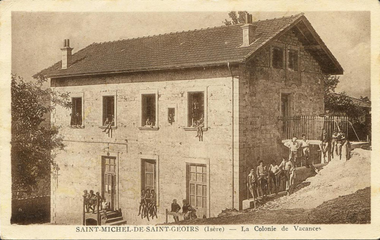 Colonies de vacances. St-Michel-de-St-Geoirs