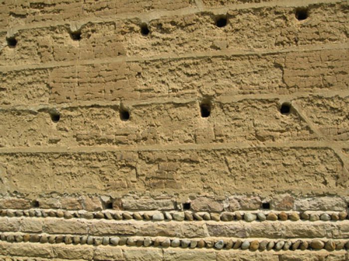 Mur de pisé - Saint-Michel-de-Saint-Geoirs