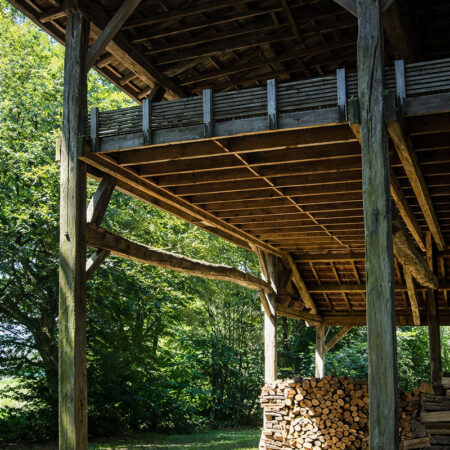 Magnifique séchoir à noix au lieu-dit Brosse Ronde à St-Michel-de-St-Geoirs